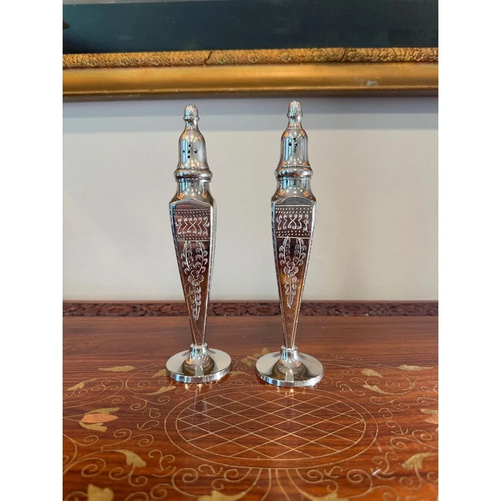 Vintage Towle Etched Floral Salt & Pepper Shakers‎